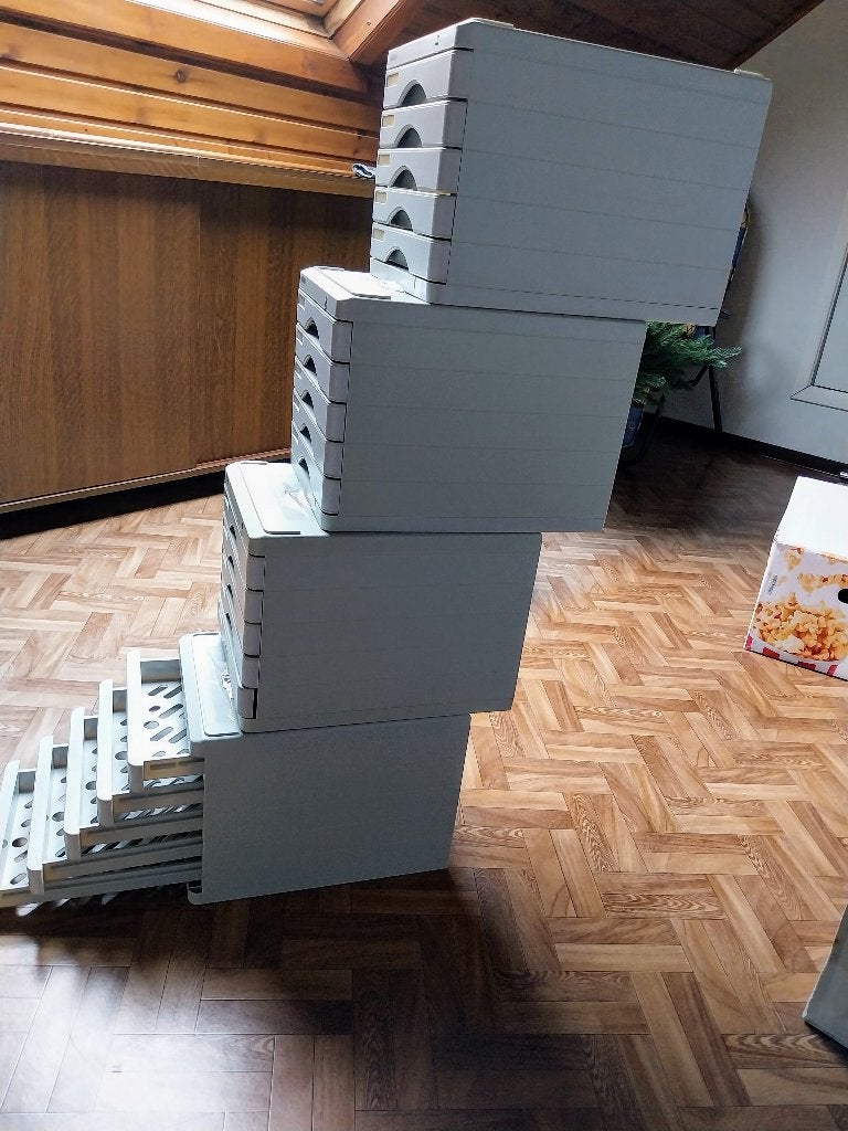 4 afsluitbare perfect stapelbare laden boxen, Diversen, Ophalen, Gebruikt