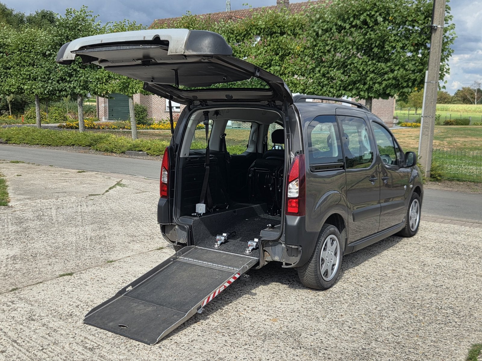 ♿️Peugeot Partner 1.6HDI Rolstoel Invalide Handicapé TPMR, Autos, Peugeot, Achat, Euro 6, Entreprise, Boîte manuelle