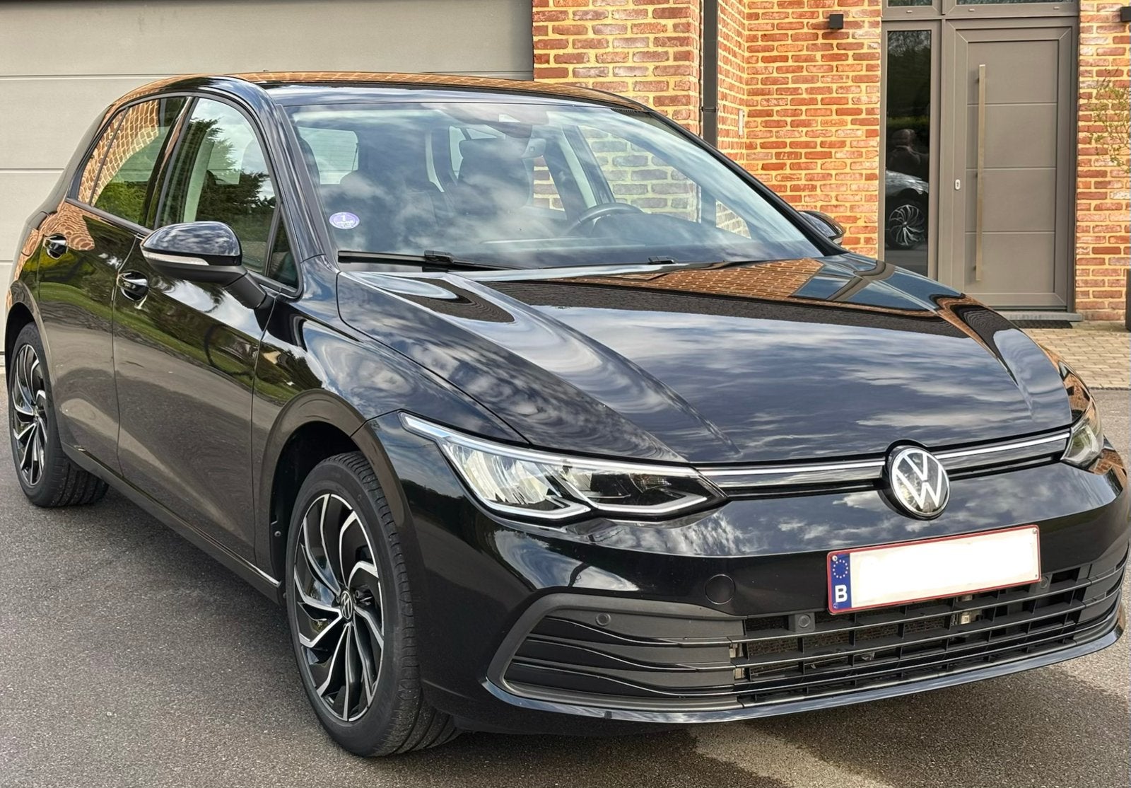 Golf 8 1.0 etsi boîte auto 2022, Autos, Volkswagen, Cuir et Alcantara, Achat, Euro 6, Noir