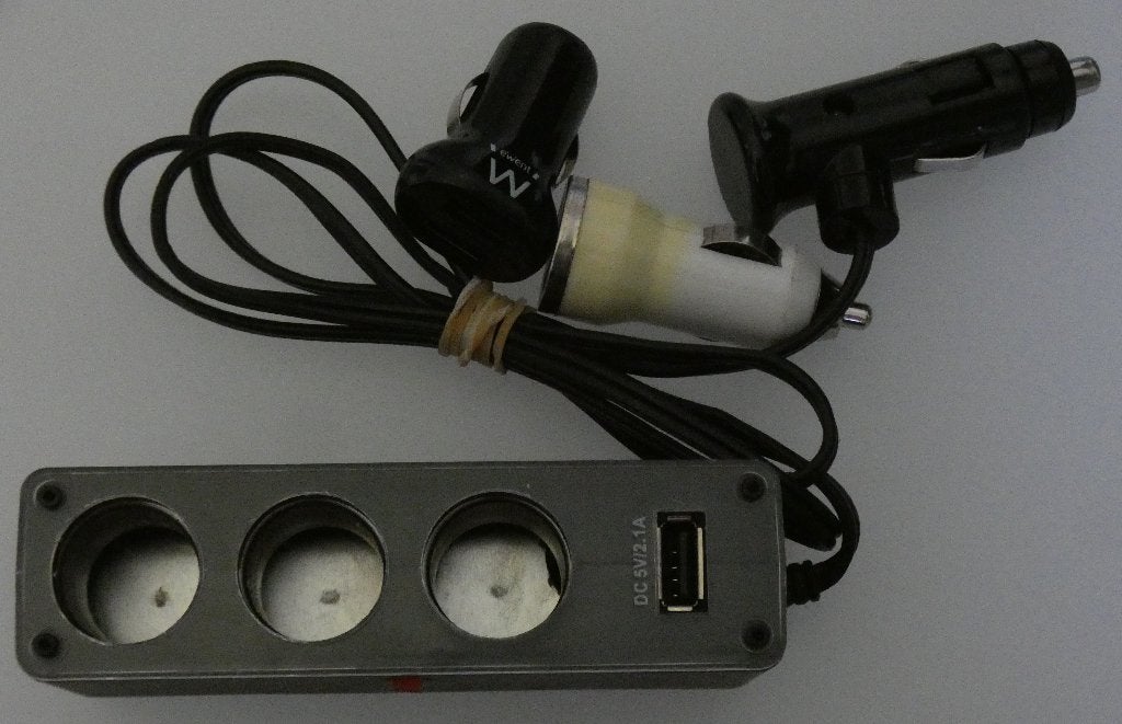 verdeelstekker(s) voor sigarenaansteker naar USB, Ophalen of Verzenden, Gebruikt