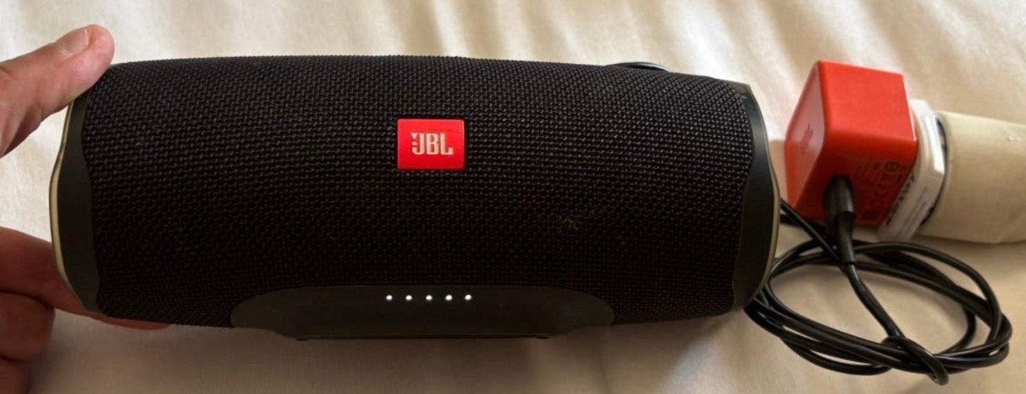 enceinte portable JBL Charge 4 en très bon état, Chargeur inclus, JBL, Enceinte portable, Enlèvement