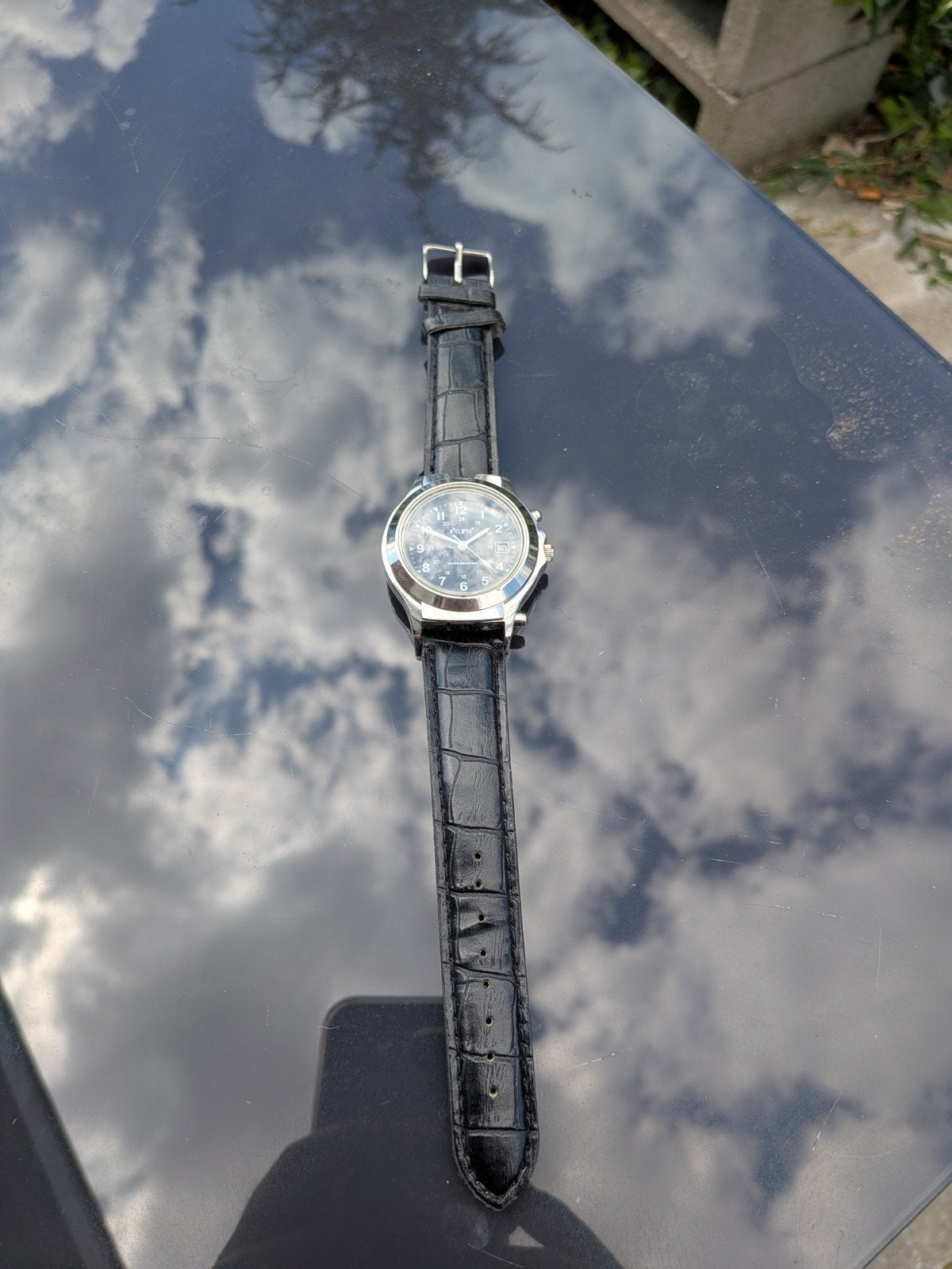 Uniek Eclipse-horloge met opvouwbaar vergrootglas en licht, Handtassen en Accessoires, Horloges | Antiek, Ophalen of Verzenden