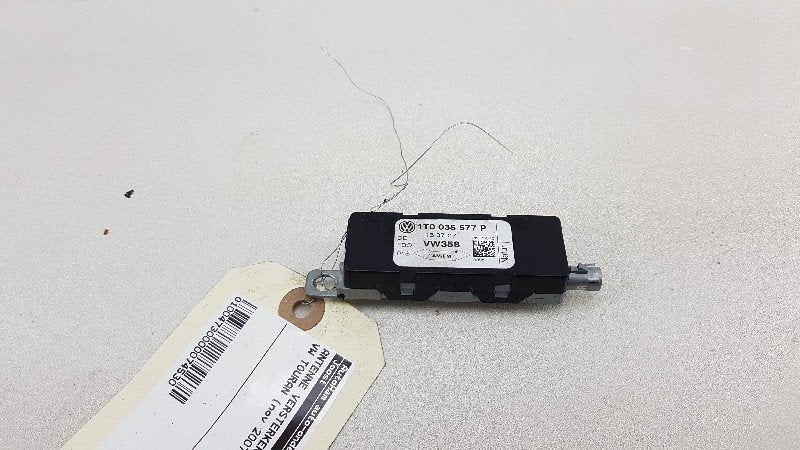 AMPLIFICATEUR D'ANTENNE Touran (1T1 / T2) (|1T0035577P|), Utilisé, Volkswagen