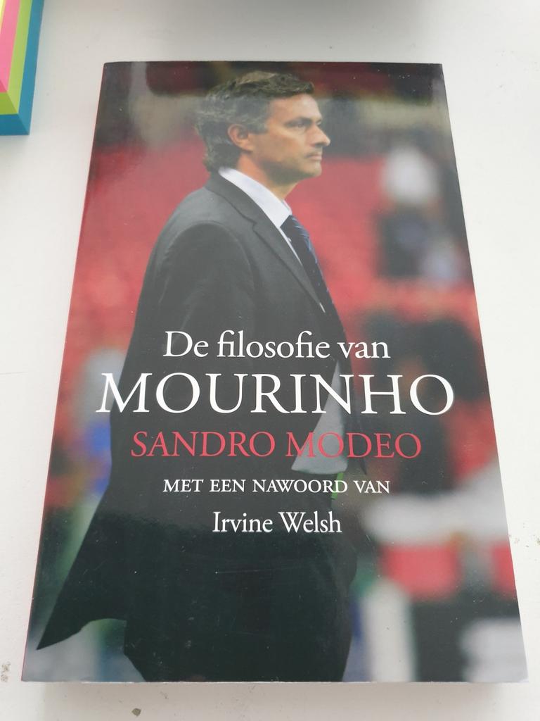 Sandro Modeo - De filosofie van Mourinho, Ophalen of Verzenden, Zo goed als nieuw, Sport, Sandro Modeo; Arrigo Sacchi; Irvine Welsh