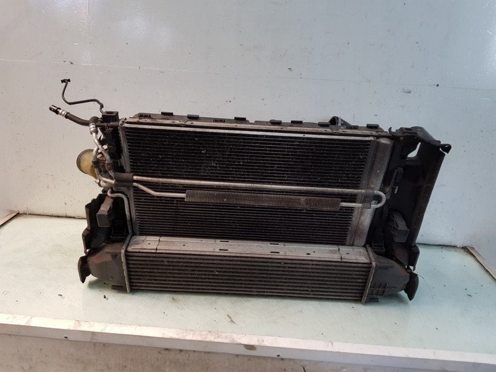 RADIATEUR COMPLET Volvo V70 (BW) (01-2007/04-2016), Utilisé, Volvo