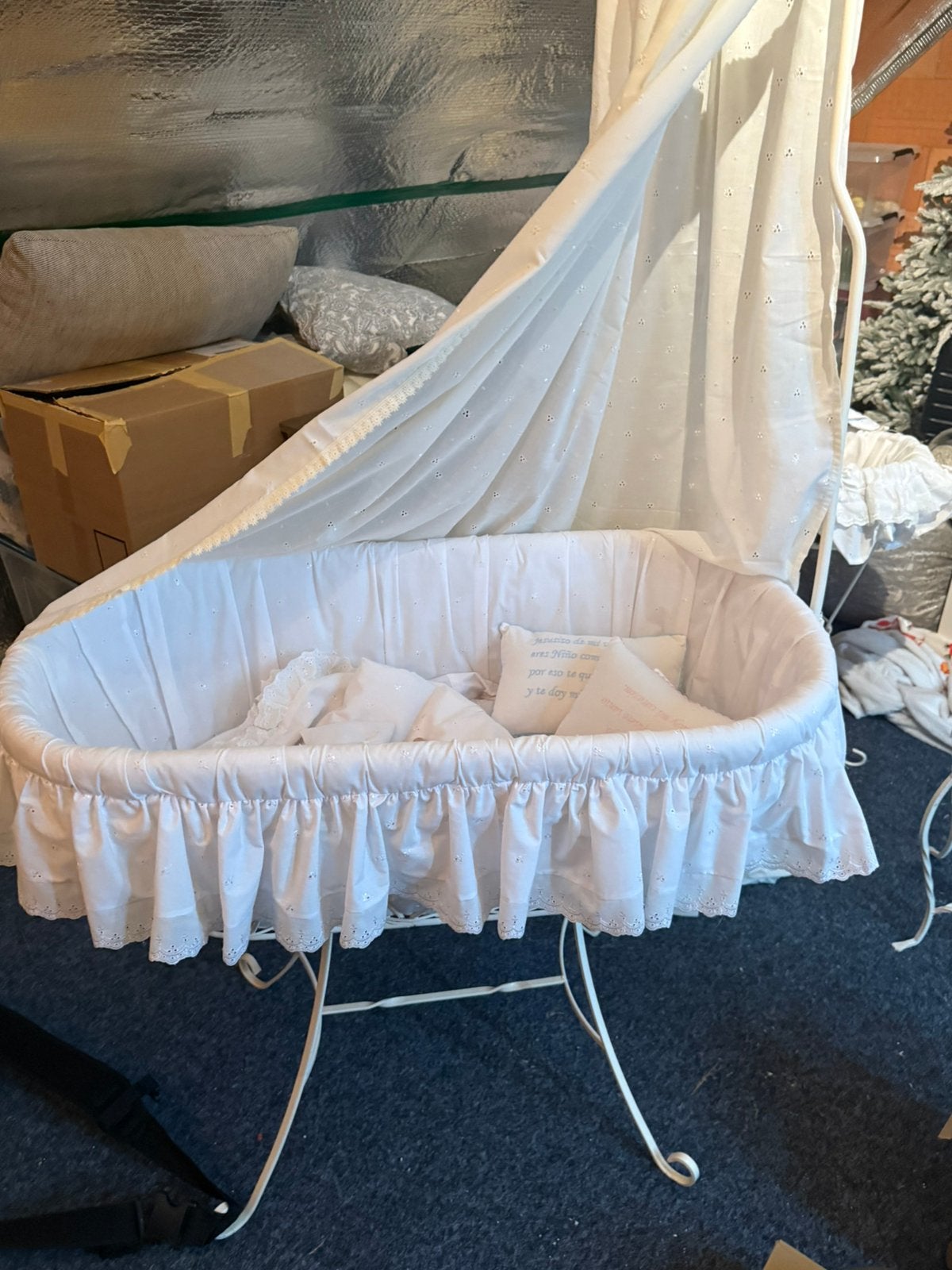 Autenthiek baby/poppen bedje, Enlèvement, Comme neuf