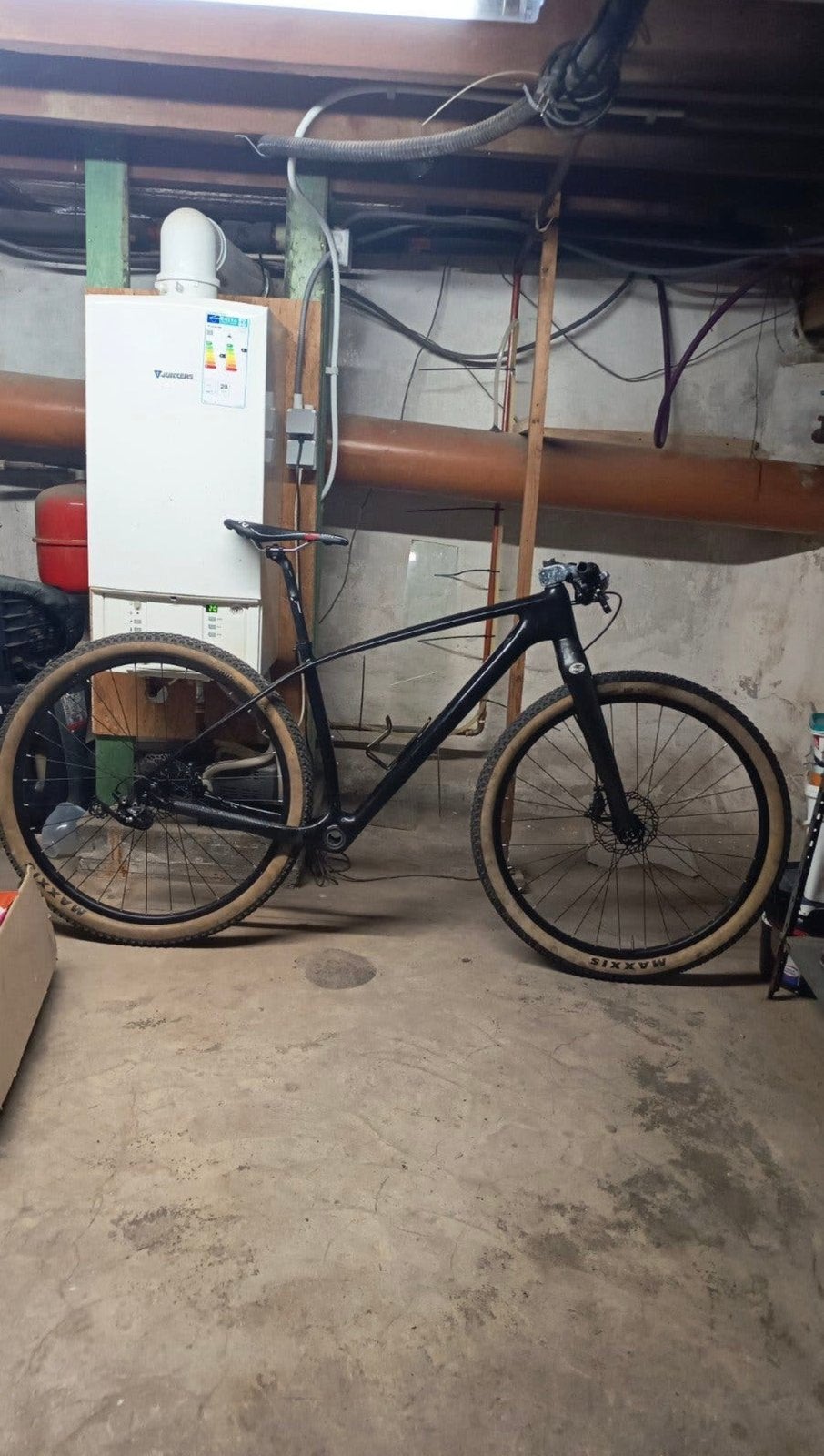 Carbon MTB Moet zo snel mogelijk weg zijn. geen merk, Ophalen, Zo goed als nieuw