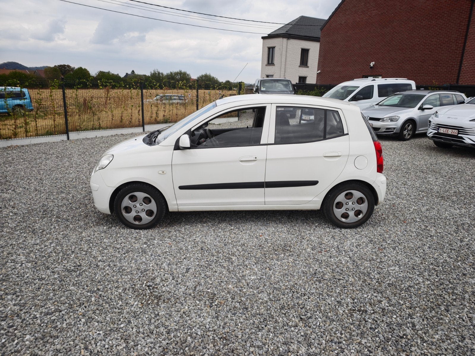 Kia Picanto 1.1 CRDI 12.2010 150.000 km 55 kw

Bonne état mé, Autos, Achat, 5 portes, Diesel, Particulier