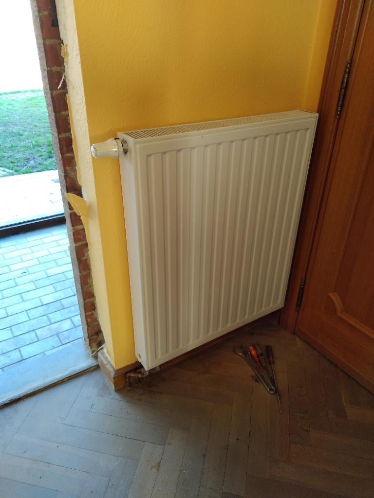 Lot de 5 radiateurs Radson intégra., 800 watts ou plus, Comme neuf, Enlèvement, Radiateur