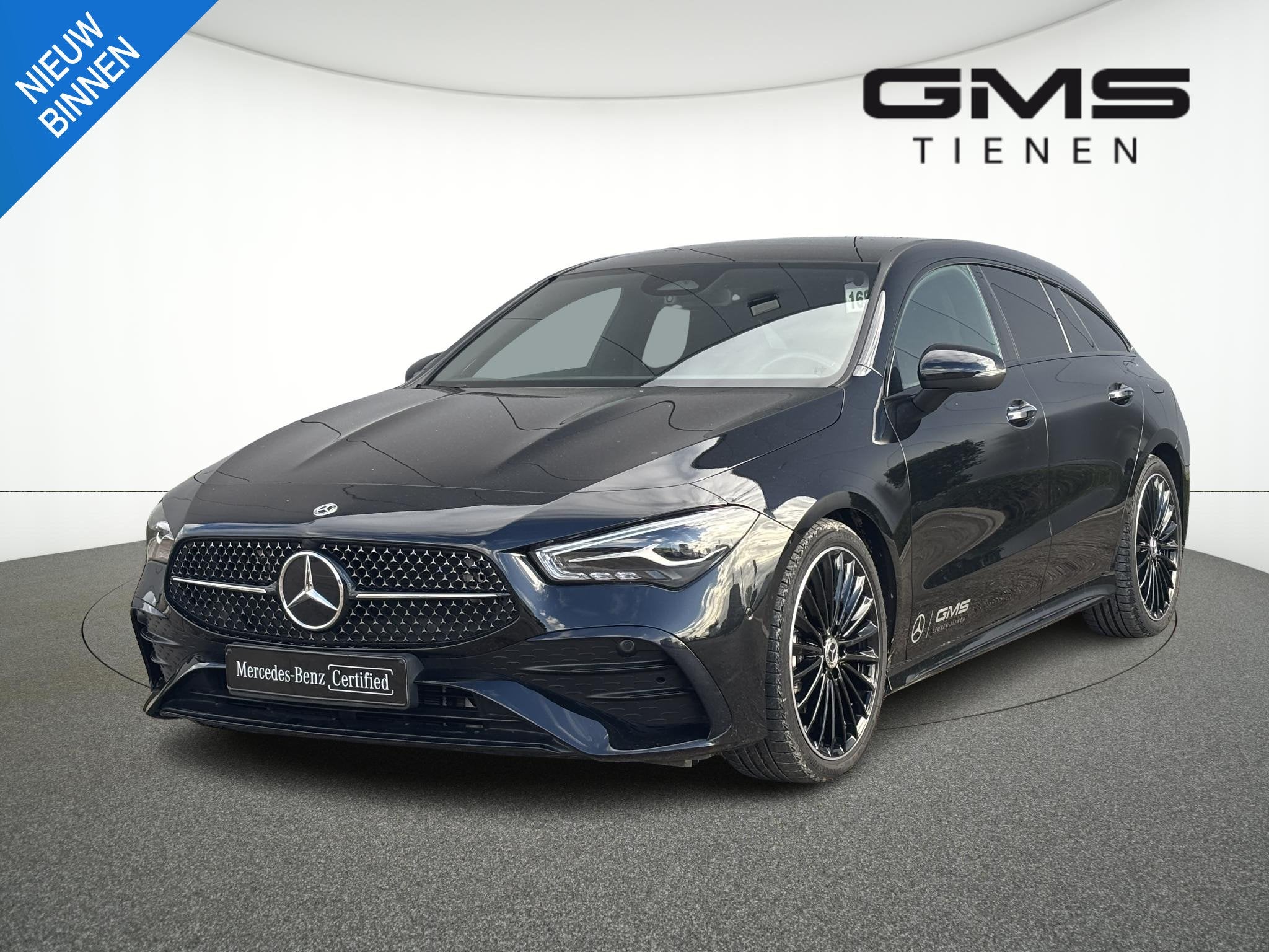 Mercedes-Benz CLA Shooting Brake CLA 180 AMG Line, Auto's, Stof, Gebruikt, Zwart, 4 cilinders