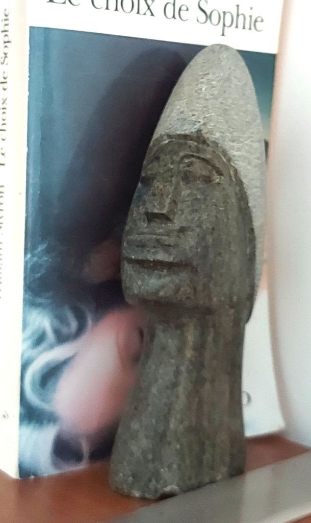 tête de femme sculptée en pierre, Antiquités & Art, Enlèvement
