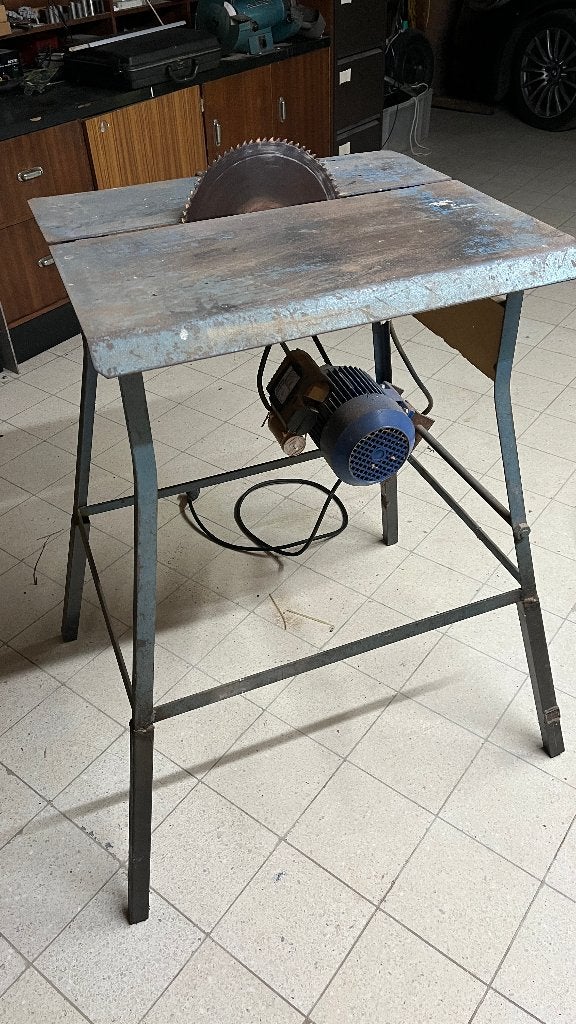 zaagtafel, Doe-het-zelf en Bouw, Ophalen, Gebruikt, Cirkelzaag, 70 mm of meer