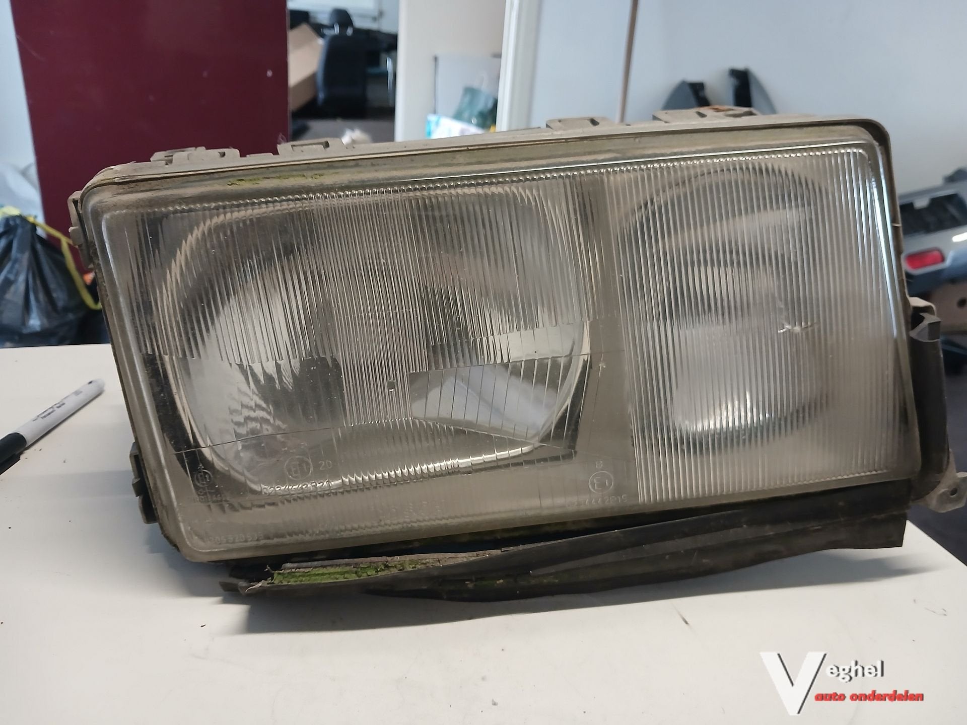 MB W201 1.8B 4 bak sedan Koplamp RV '93, -, Utilisé, -, -