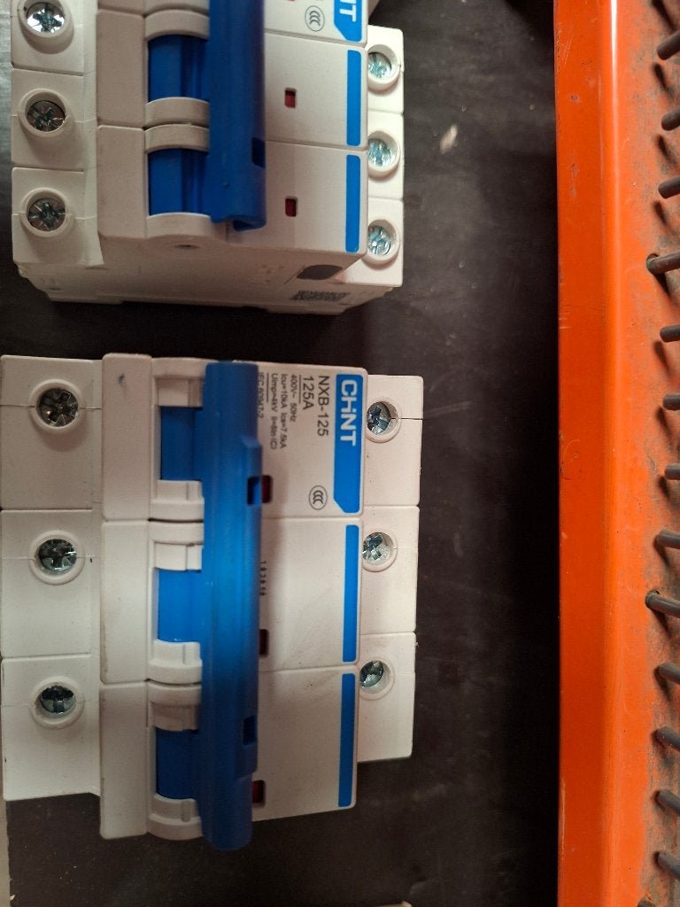 diverse cee stopcontacten 16A 3 p, Ophalen of Verzenden, Zo goed als nieuw, Stopcontact