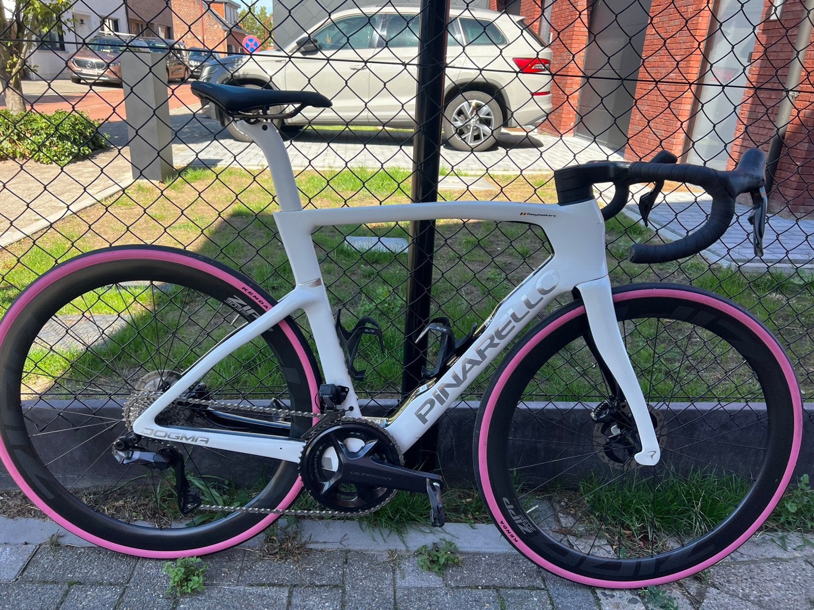 Pinarello Dogma replica haast nieuw!!, Fietsen en Brommers, Ophalen, Zo goed als nieuw