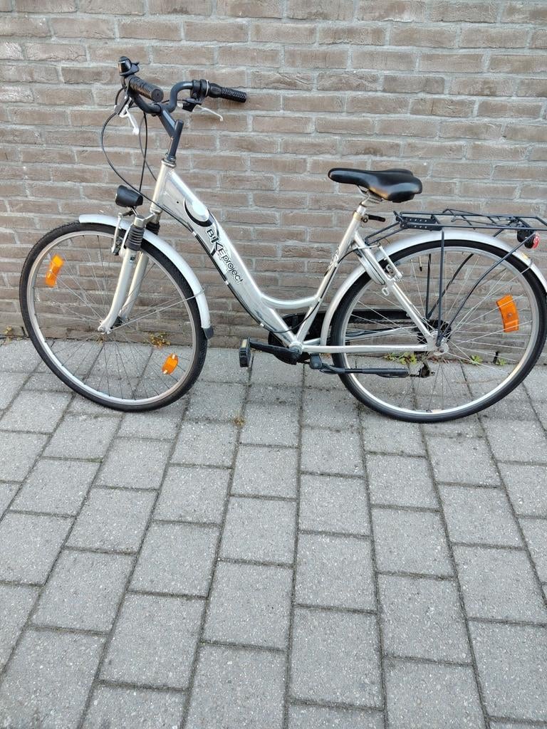Dames of meisjes fiets 28 inch., Ophalen