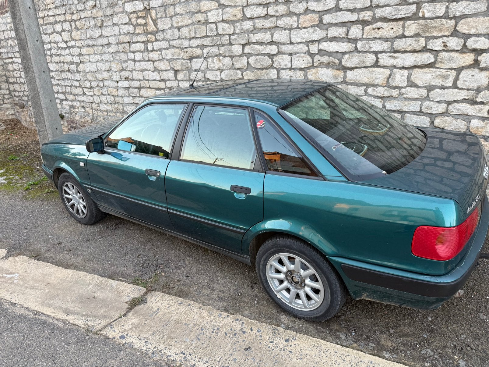 Voorouder Audi 80, Auto's, Voorwielaandrijving, Stof, Zwart, 1984 cc