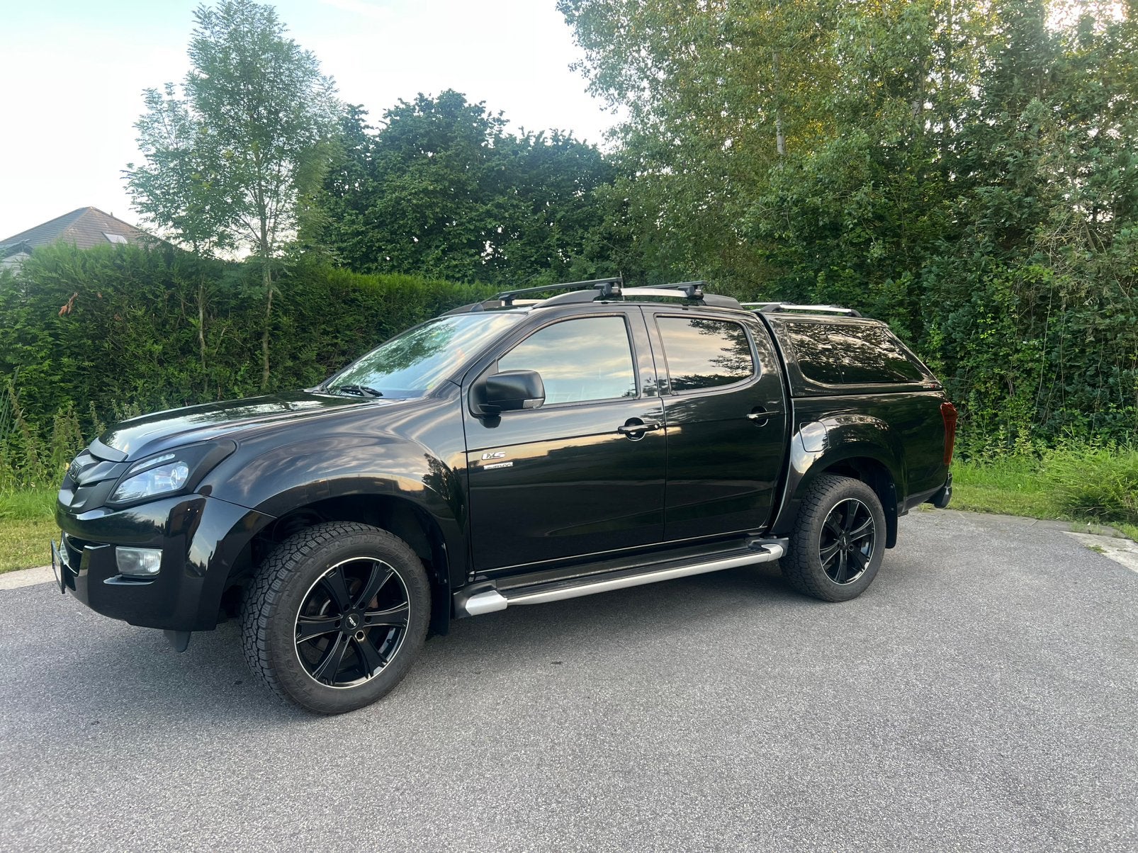 Isuzu D Max 2.5l, Autos, Euro 5, Achat, Noir, 5 portes