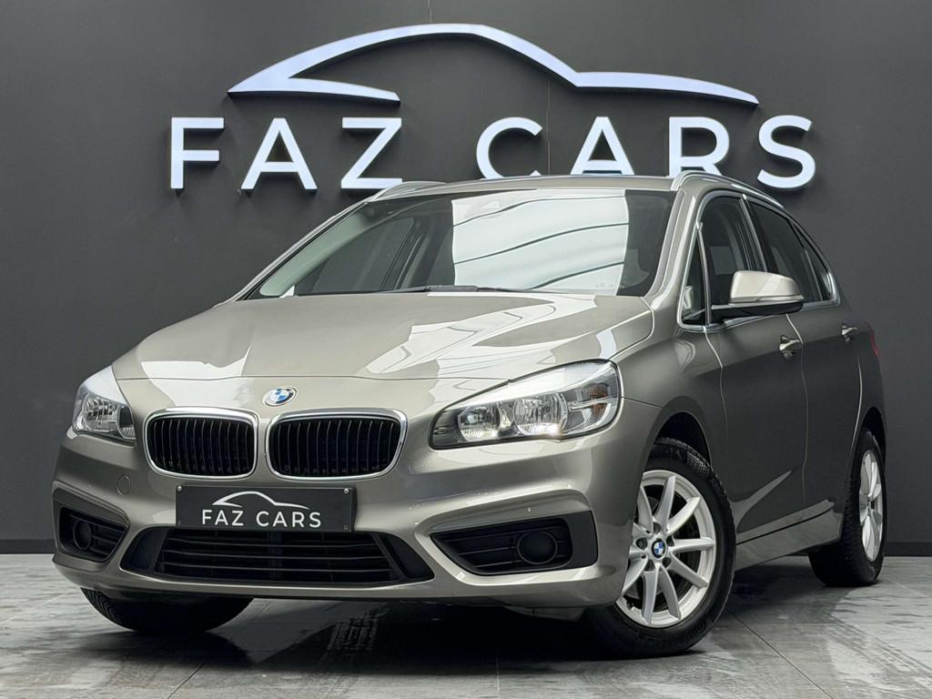 BMW 2 Serie 218 i Active Tourer * 1ER PROP + CLIM + GARANTIE, Auto's, BMW, Stof, Gebruikt, 136 pk, Bedrijf