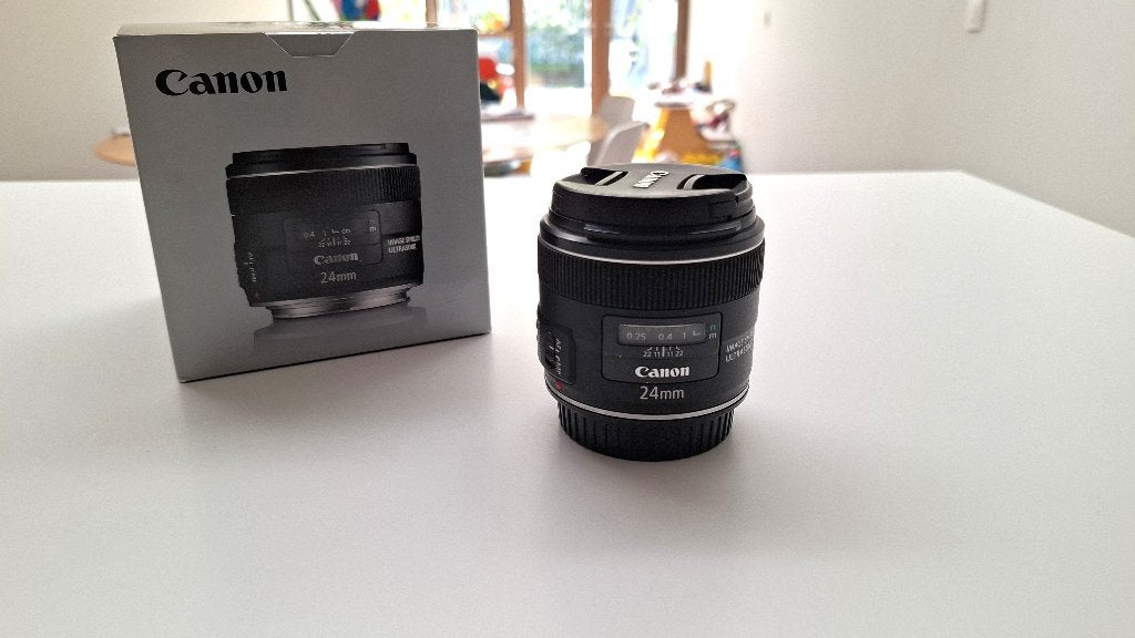 Canon EF 24 mm f/2.8 IS USM - zeer weinig gebruikt, Audio, Tv en Foto, Foto | Lenzen en Objectieven, Zo goed als nieuw, Groothoeklens