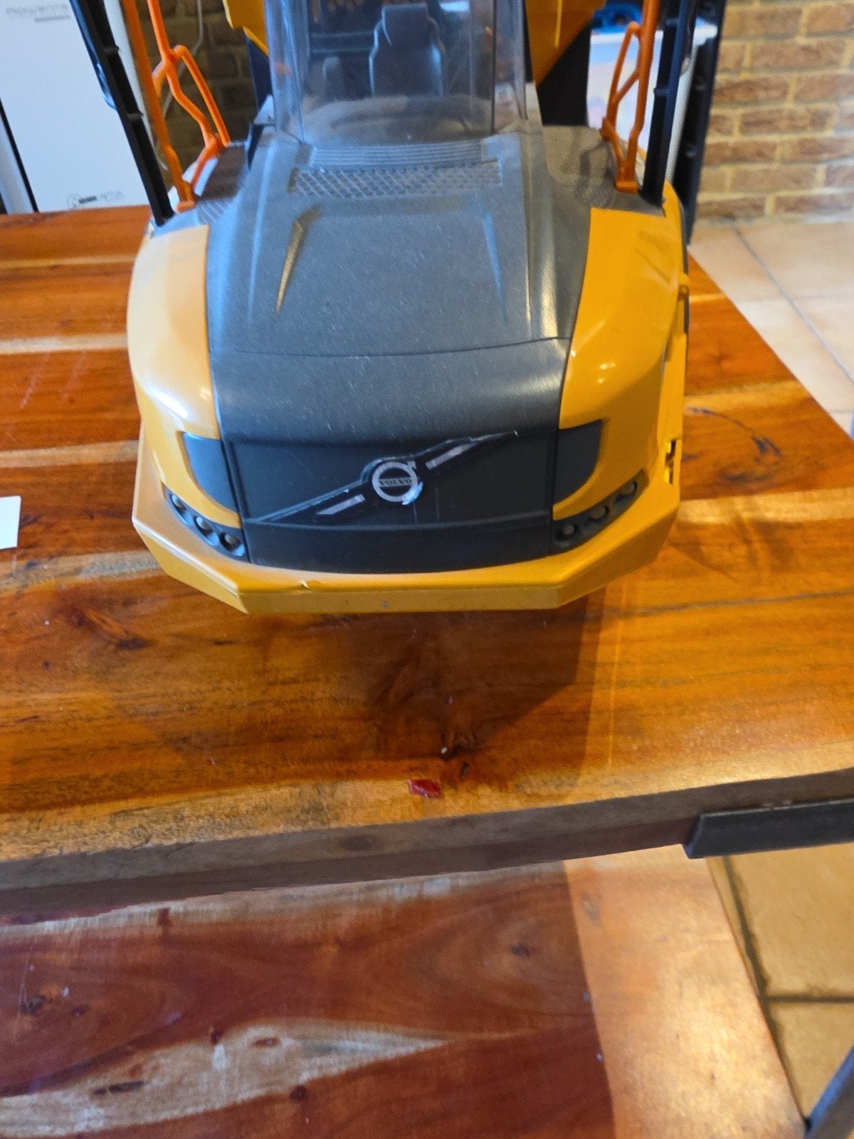 Volvo A60H Bruder Dumper — Te repareren/Voor onderdelen, Ophalen