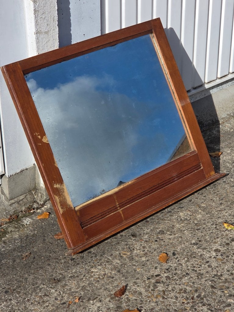 Oude Spiegel in houten kader van wastafel, Ophalen, Rechthoekig, 50 tot 100 cm, Minder dan 100 cm