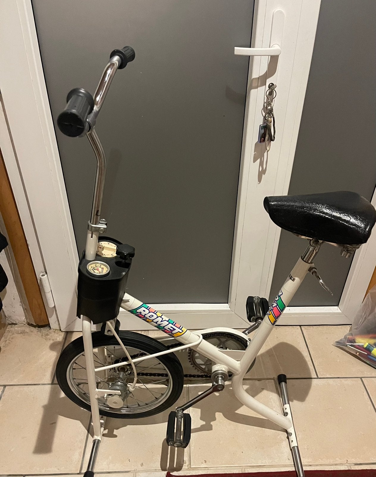 Velo d’appartmeent, Enlèvement, Comme neuf