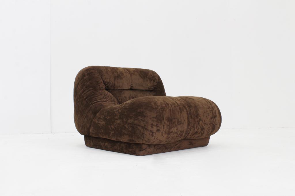 Vintage italiaanse fauteuil bruin velours jaren 70, Eenpersoons, 100 tot 125 cm, 150 tot 200 cm, Ophalen of Verzenden