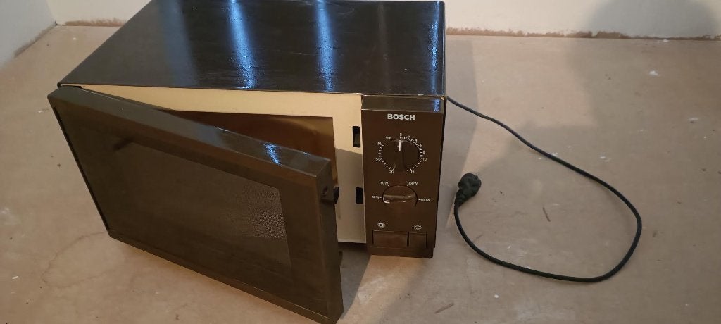 Microgolf Bosch - werkt perfect, Elektronische apparatuur, Microgolfovens, Gebruikt, Vrijstaand, Microgolfoven, Draaiplateau, Ophalen