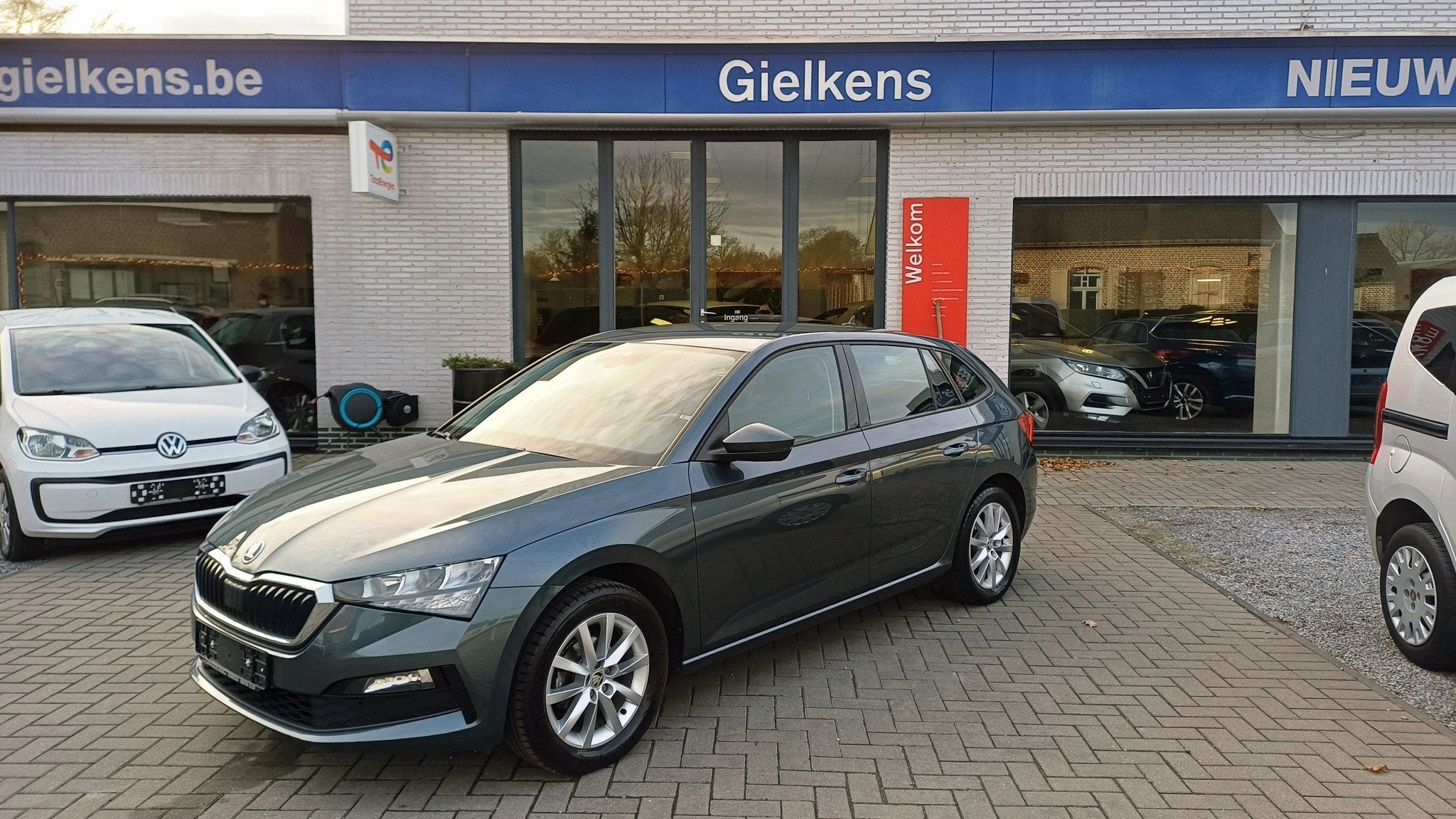 Skoda Scala 1.0 Tsi Ambition/gps/cruise/1 jaar garantie., Auto's, Skoda, Voorwielaandrijving, Gebruikt, 95 pk, Bedrijf