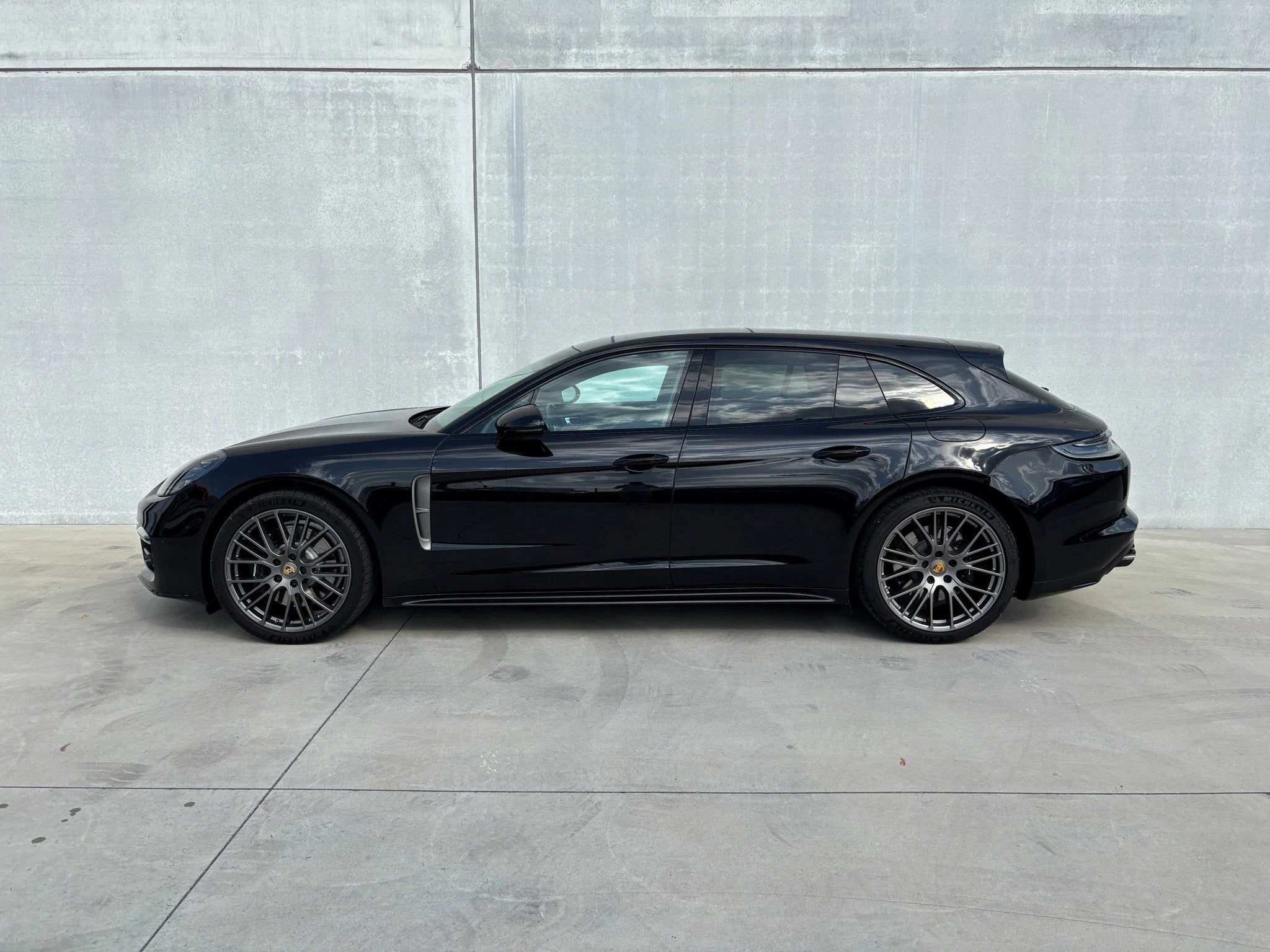 Porsche Panamera 4 Sport Turismo | Platinum Edition | Leasin, Cuir, Détection des panneaux routiers, Achat, Euro 6