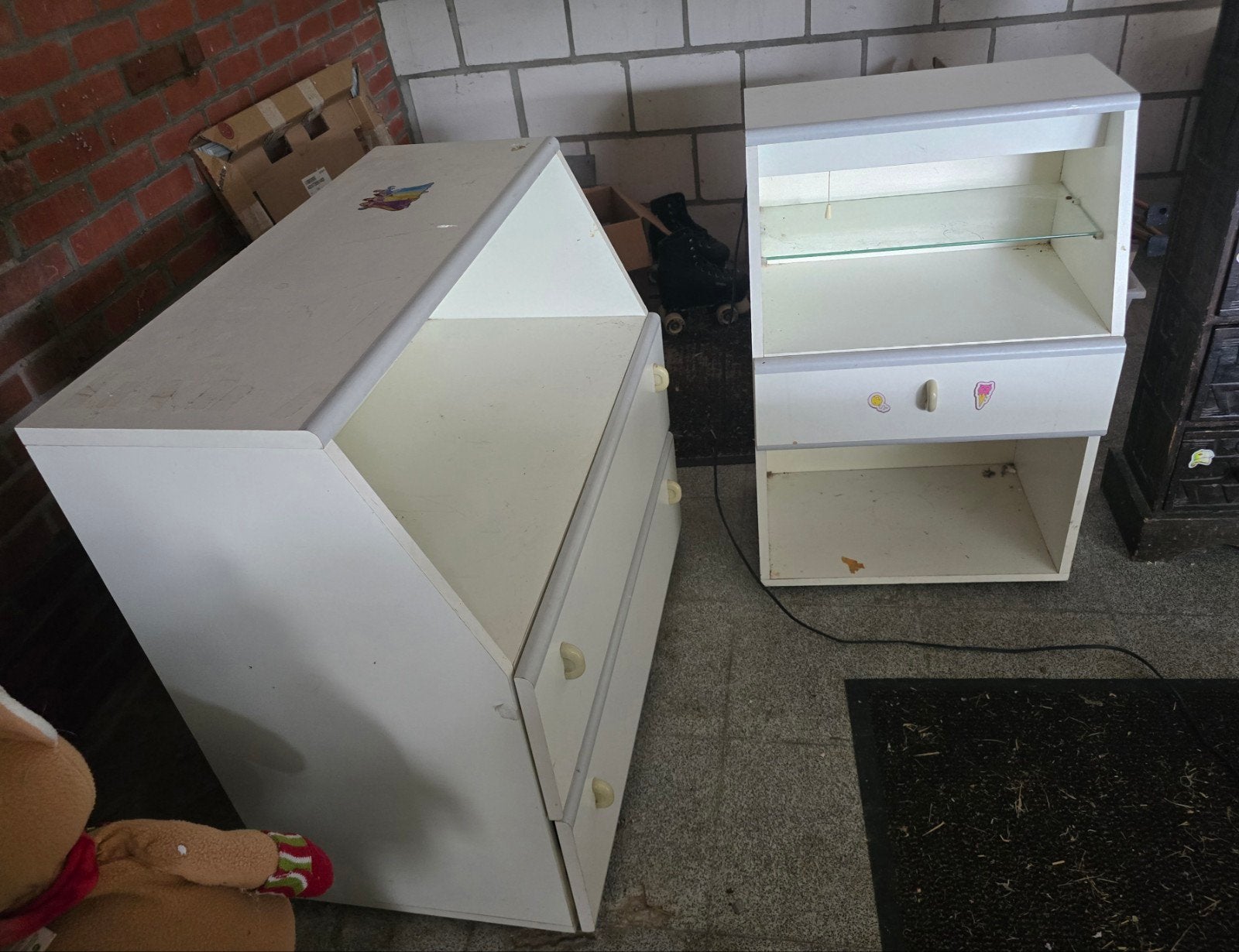 2 armoires blanches, Maison & Meubles, Enlèvement, Utilisé, Armoire (mi-)haute