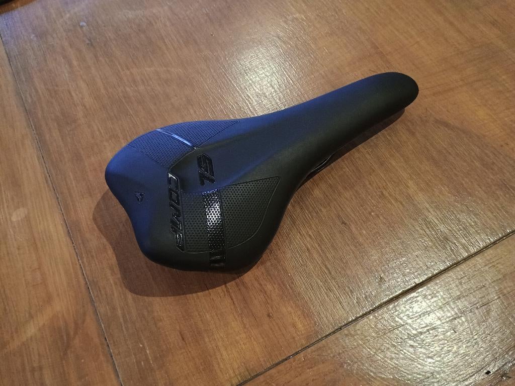 Zadel van merk Comp, Fietsen en Brommers, Ophalen of Verzenden, Zo goed als nieuw, Mountainbike, Zadel