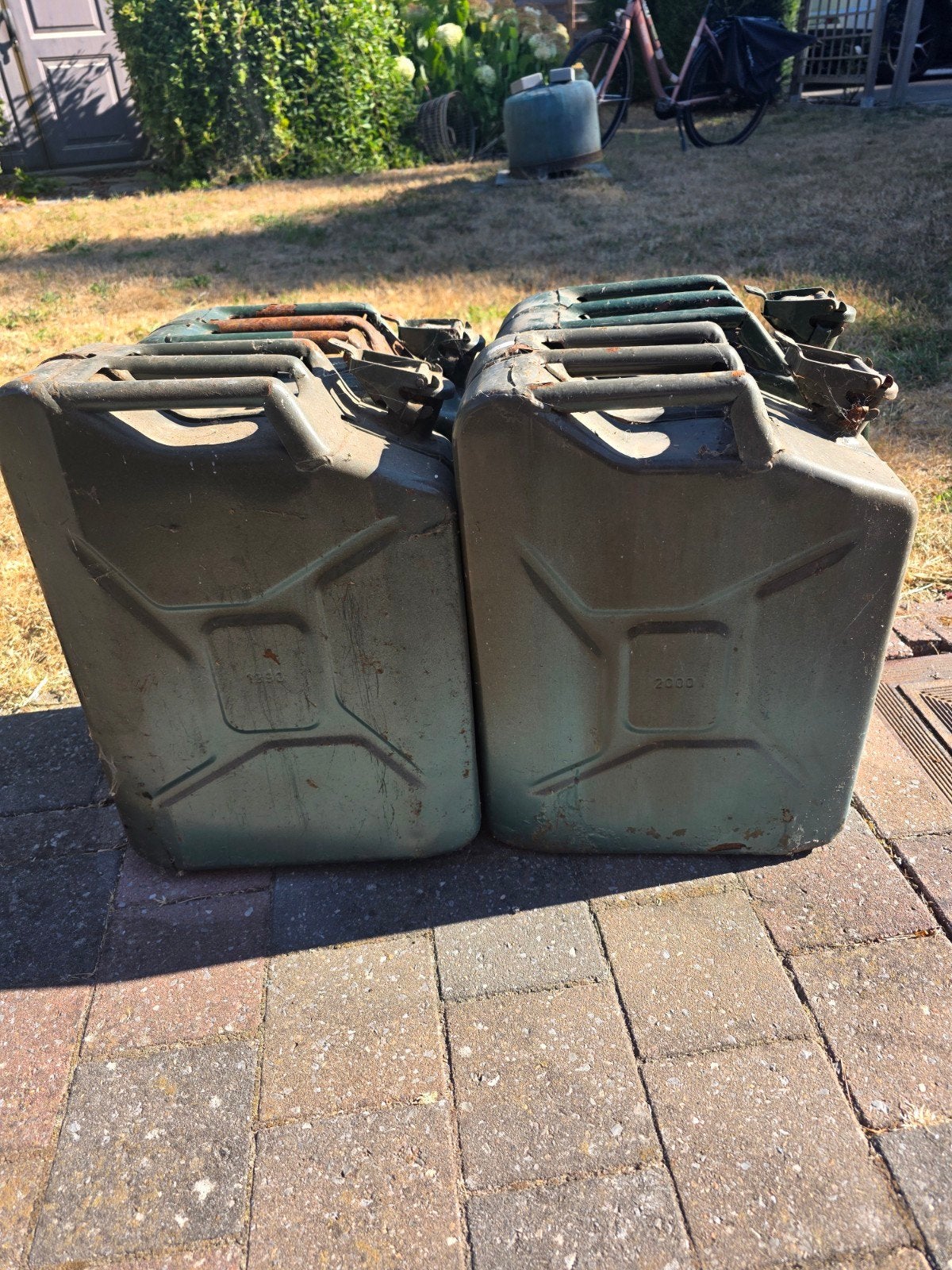 4 originele metalen leger jerrycans (20L) – Als set of los, Ophalen