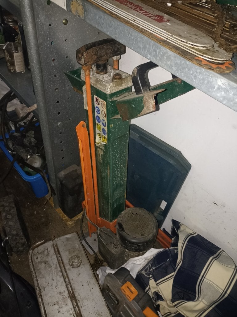 Stihl 020t.  028.  Fendeur, Jardin & Terrasse, Bac de ramassage, Moins de 90 cm, Enlèvement, STIHL