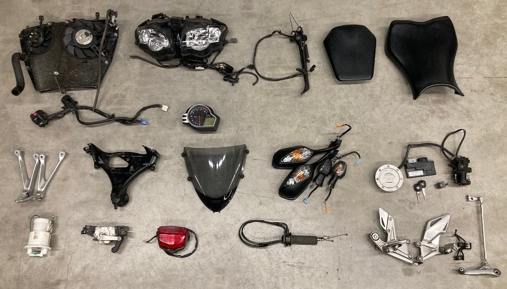 CBR1000RR fireblade motorblok tank slotenset spiegels wielen, Motoren, Ophalen, Gebruikt