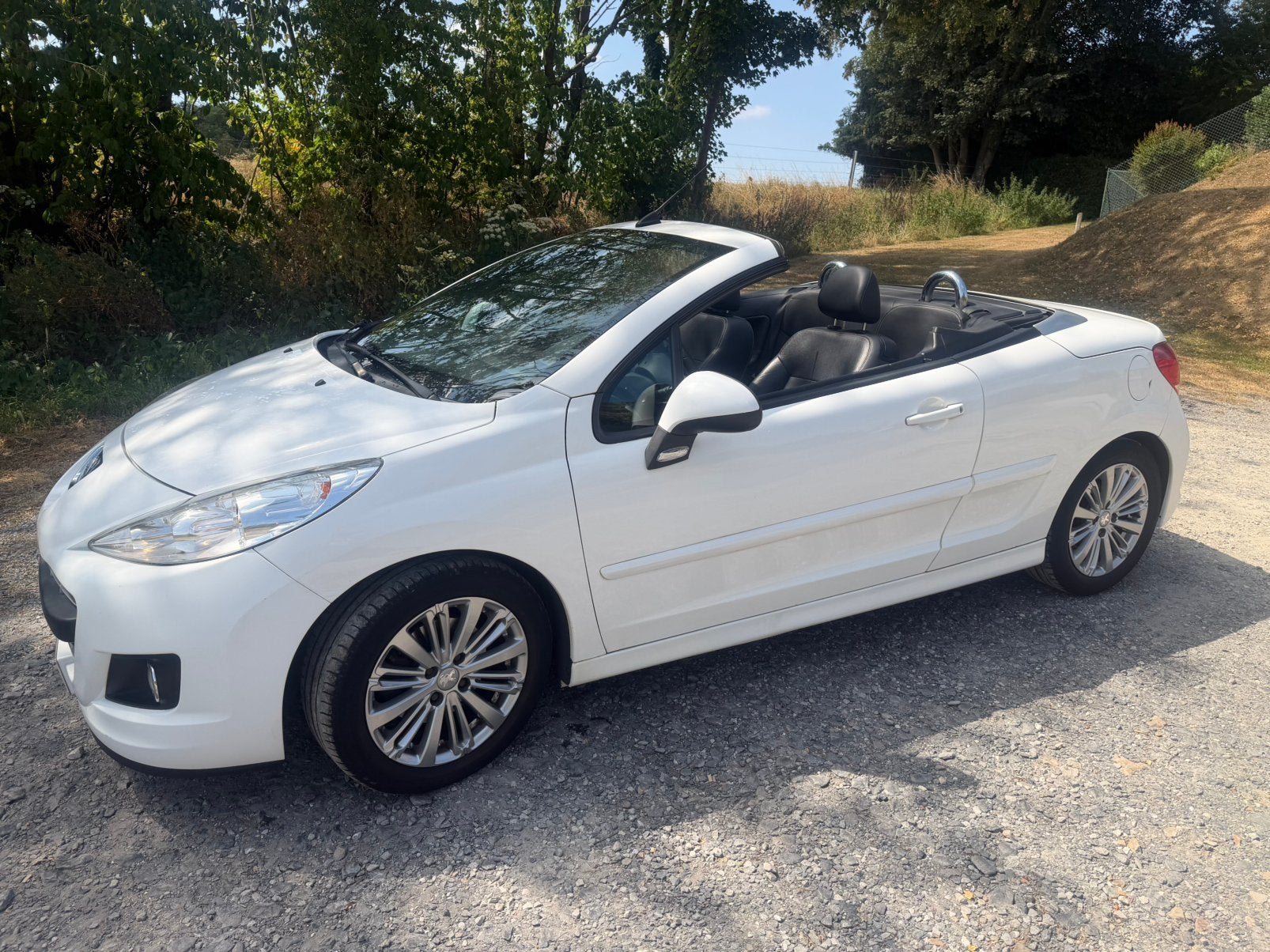 Vend 207cc euros 5B, Cuir, Euro 5, Achat, Boîte manuelle