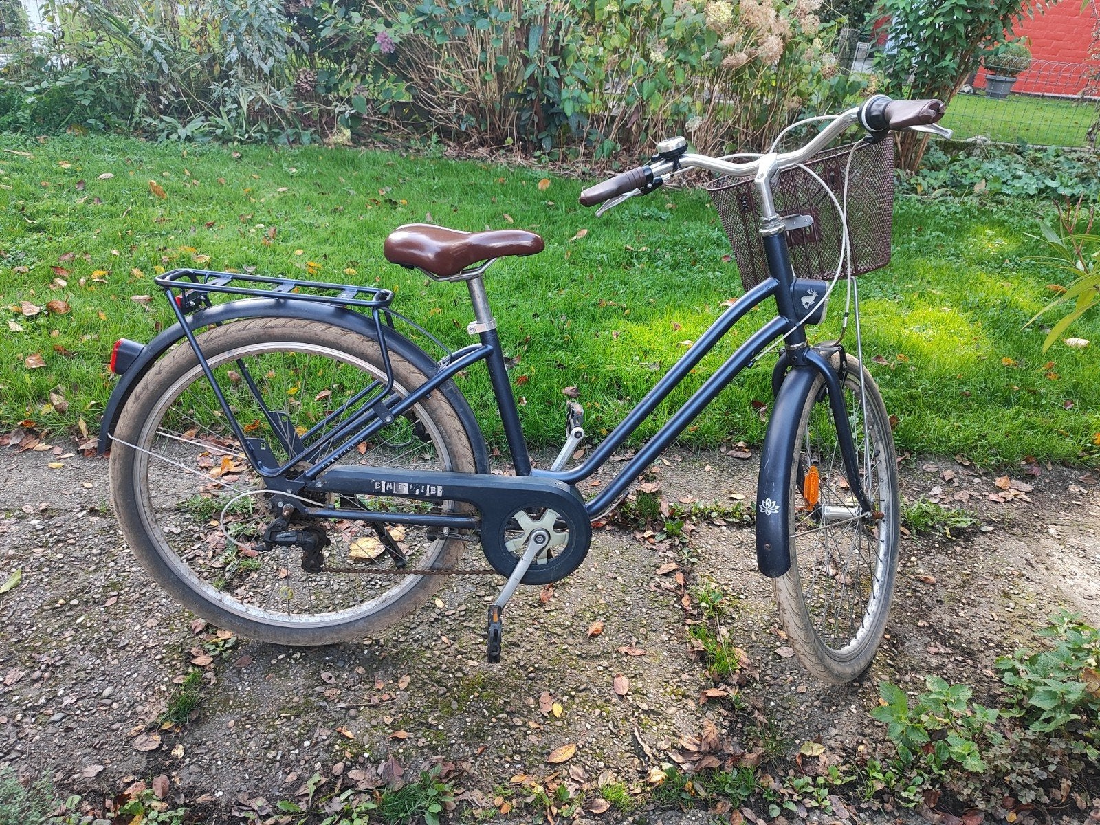 BTWIN Stadsfiets 520 laag frame donkerblauw 26", Gebruikt, Velgrem, (Extra) lage instap, 47 tot 50 cm