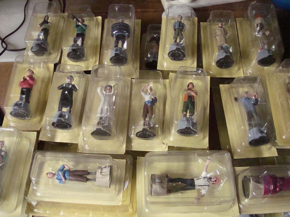 TINTIN JEU D’ECHECS 64 PIECES, Enlèvement, Tintin, Neuf, Livre ou Jeu