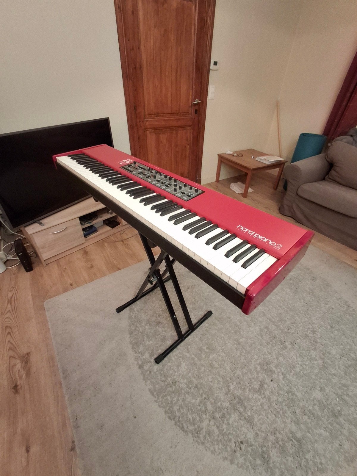 Nord Piano 2 – Très bon état de fonctionnement, Musique & Instruments, Pianos, Utilisé, Piano, Autres couleurs, Enlèvement