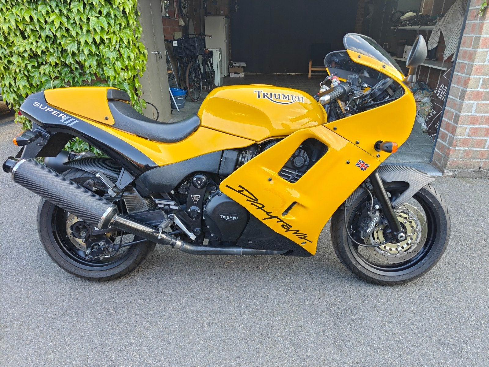 Triumph Daytona 900 super III, Motoren, Motoren | Triumph, Occasion, Motorrijbewijs A, Handgeschakeld, 900 cc