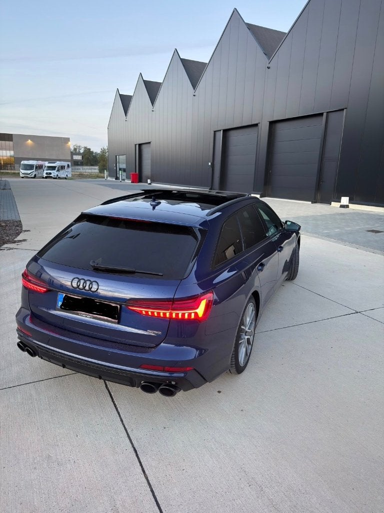 Audi A6 Avant 55 TFSI e Quattro Competition Sport S tronic, Auto's, Dealer onderhouden, Verwarmde buitenspiegels, 4 cilinders