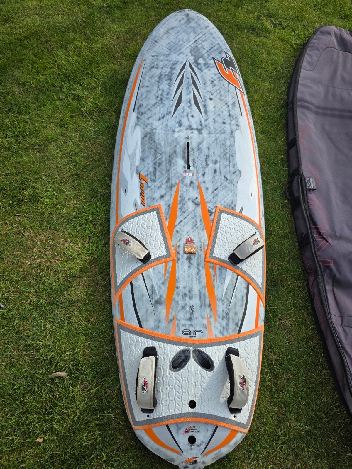 Magnifique F2 SX Large en état neuf. 235 cm et 120 litres, Enlèvement, F2, Aileron