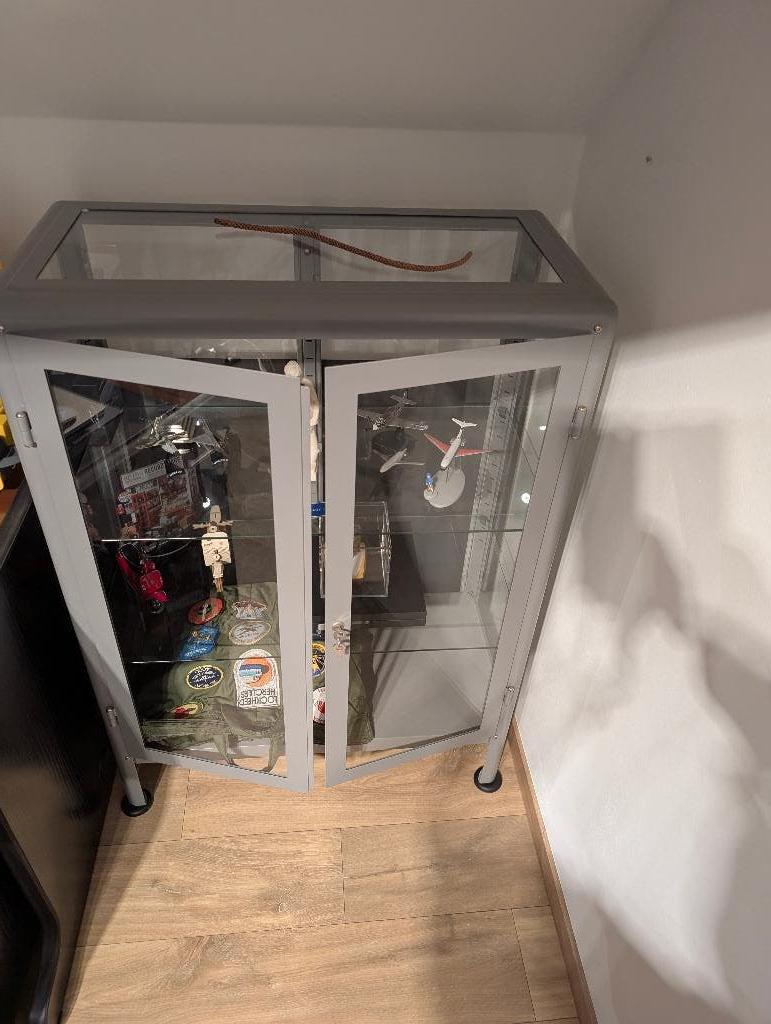 RAAM, Huis en Inrichting, Kasten | Vitrinekasten, Ophalen, Met deur(en), 100 tot 150 cm, 50 tot 100 cm