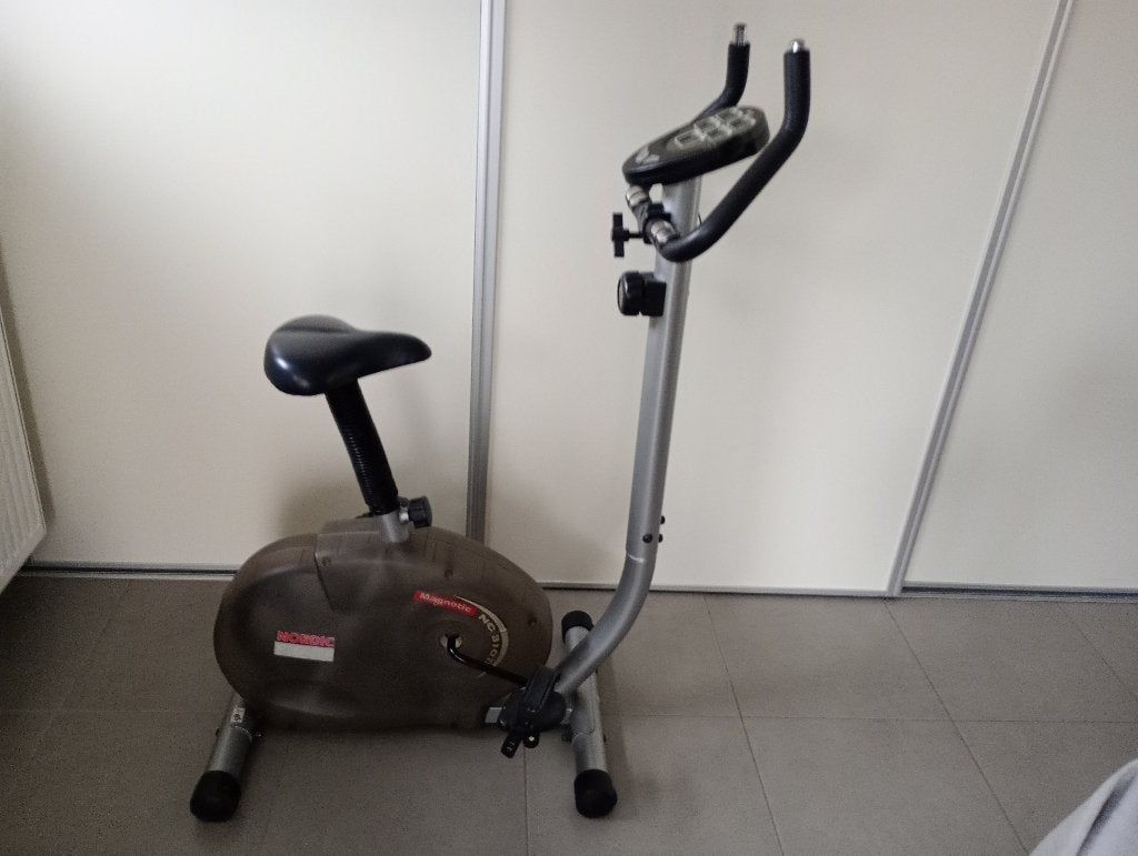 Home trainer Nordic fitness, Sports & Fitness, Enlèvement, Comme neuf, Vélo d'appartement