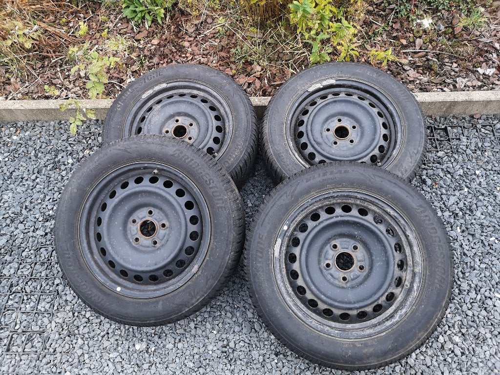 Pneus hiver montés sur jantes Toyota C-HR, Autos : Pièces & Accessoires, Véhicule de tourisme, Enlèvement, Utilisé, Pneus hiver