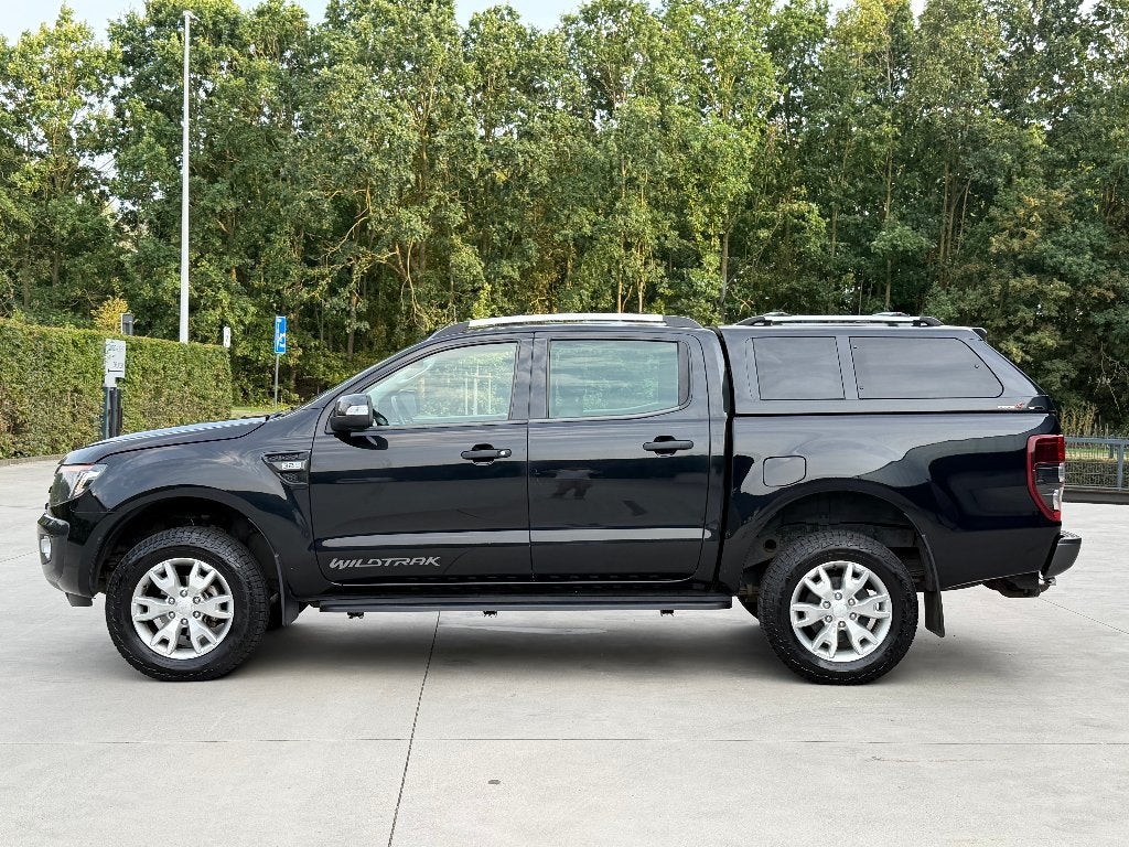 Ford Ranger 3.2L Wildtrak 4x4 Automaat 120000km Camera, Auto's, Automaat, Zwart, Zwart, USB