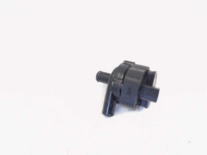 Pompe à eau d'un Mercedes ML-Klasse, 3 mois de garantie, Utilisé, -, -