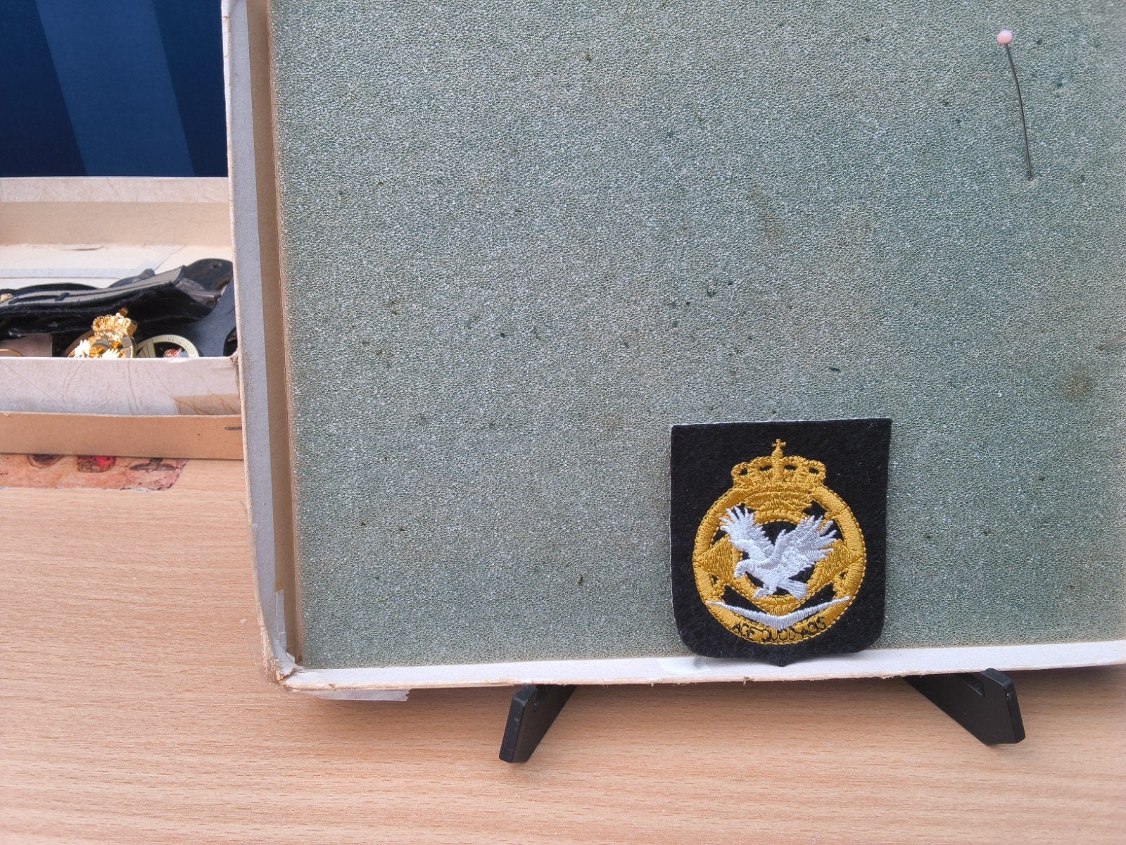 geborduurd kenteken Droons eenheid, Verzamelen, Militaria | Algemeen, Ophalen of Verzenden