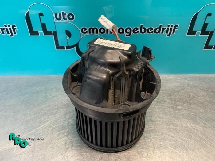 Moteur de ventilation chauffage d'un Peugeot 207 (207 06-), -, 3 mois de garantie, Utilisé, -